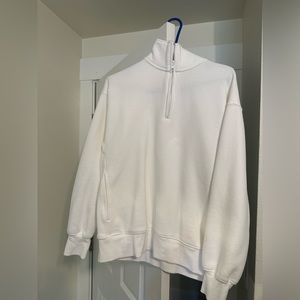 Aritiza Cozy White Fleece Boyfriend 1/4 Zip